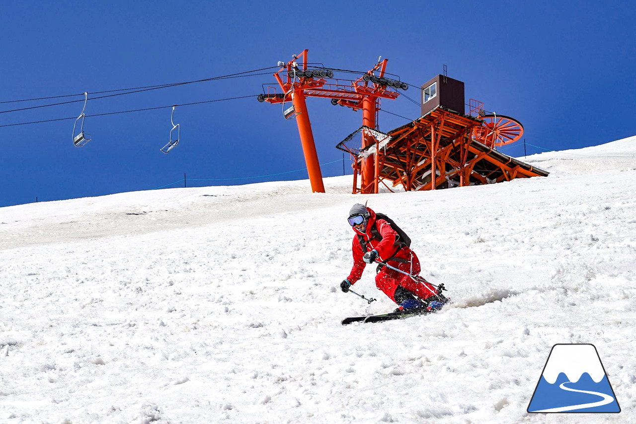 ニセコグラン・ヒラフ DYNASTAR SKI TEST RIDE DAYS Photo Session!!最高の天気に恵まれたニセコに、最高の仲間たちが集まりました☆